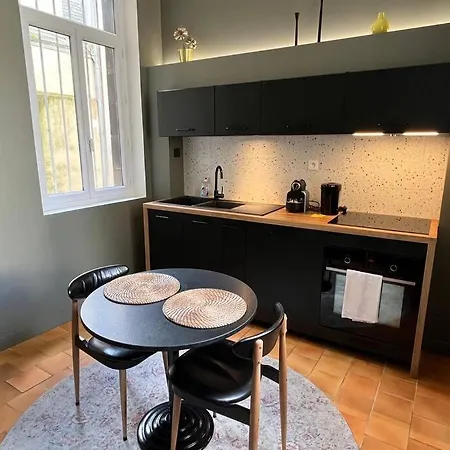 Au Coeur De דירה קאין