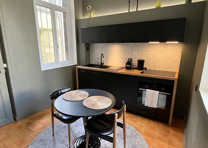 Au Coeur De Апартаменты Кан